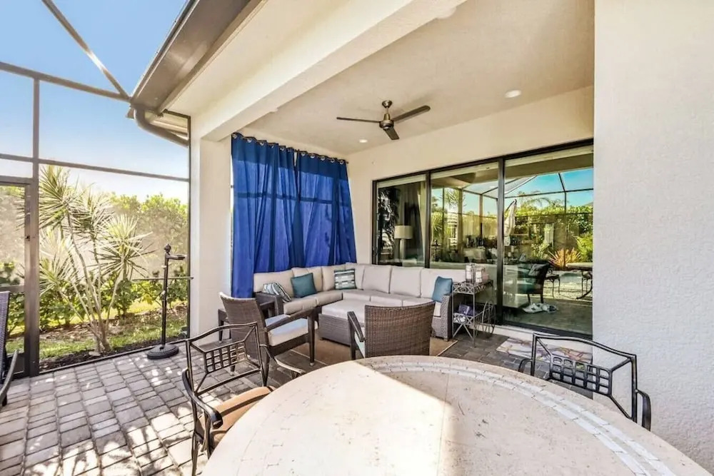 635 4 Large Bedrooms Private Pool Game Room
