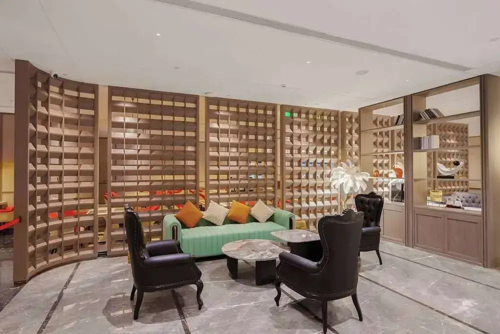 Howard Johnson by Wyndham Life Kunming Guandu Hotel