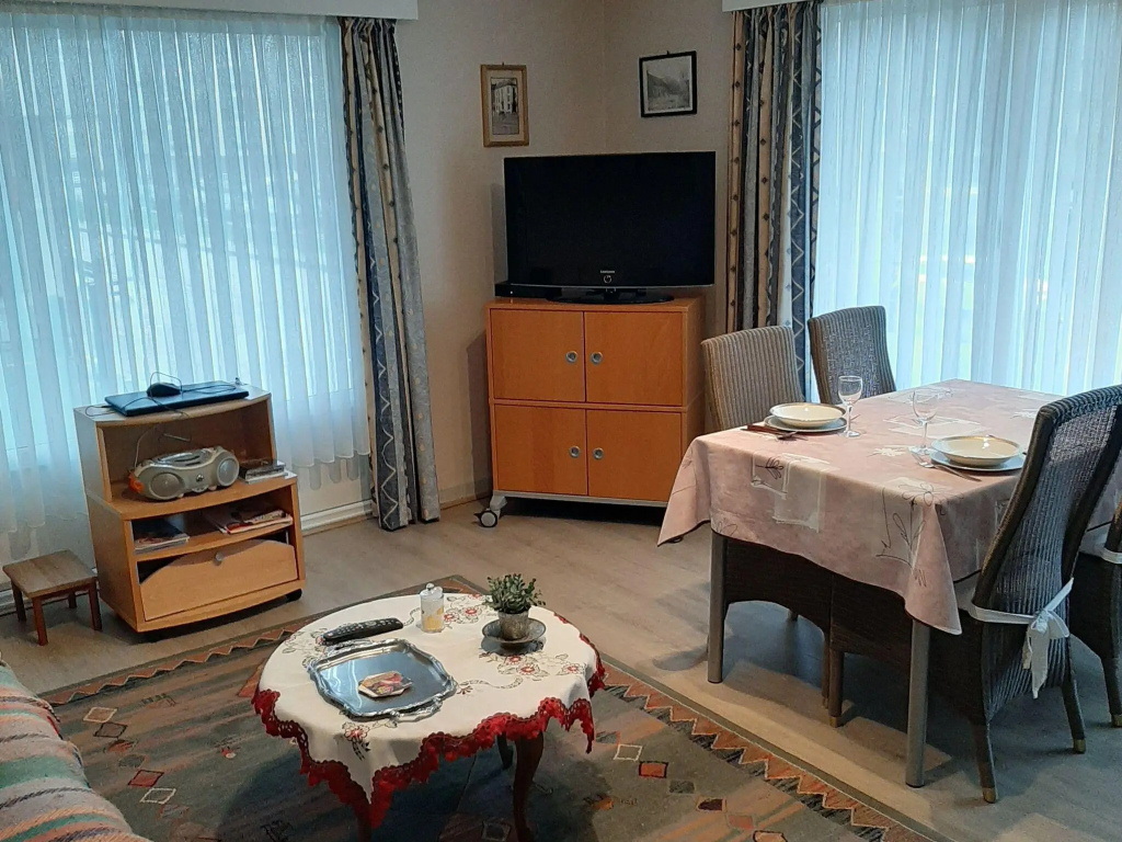 Snug Apartment in Wenduine near Sea