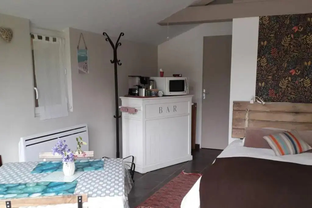 Studio Entre Mt-St-Michel Et St- Malo