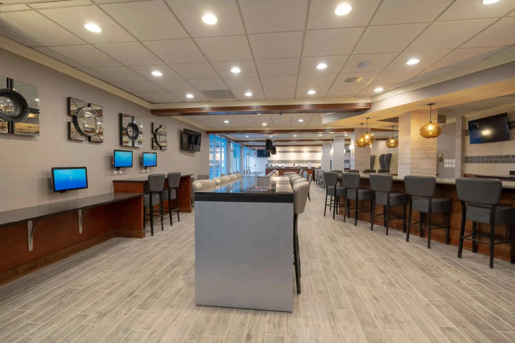 Cottonwood Airport & Expo Hotel Louisville