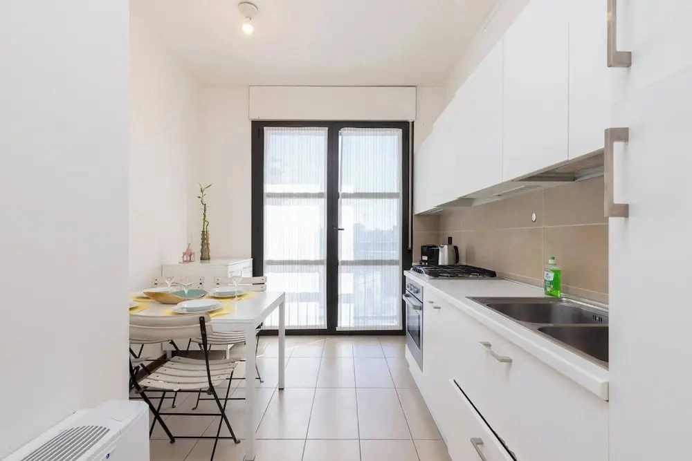 Large Duplex With Private Terrace Gluck Milan