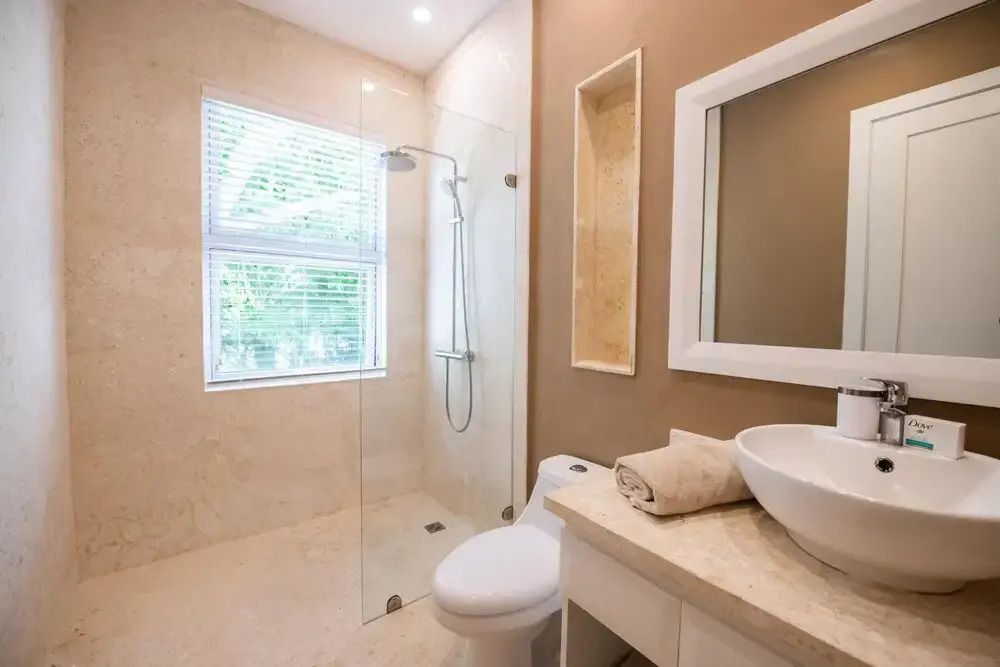 Cozy 5-bedroom Villa With Beaituful Views of La Cana Golf Course