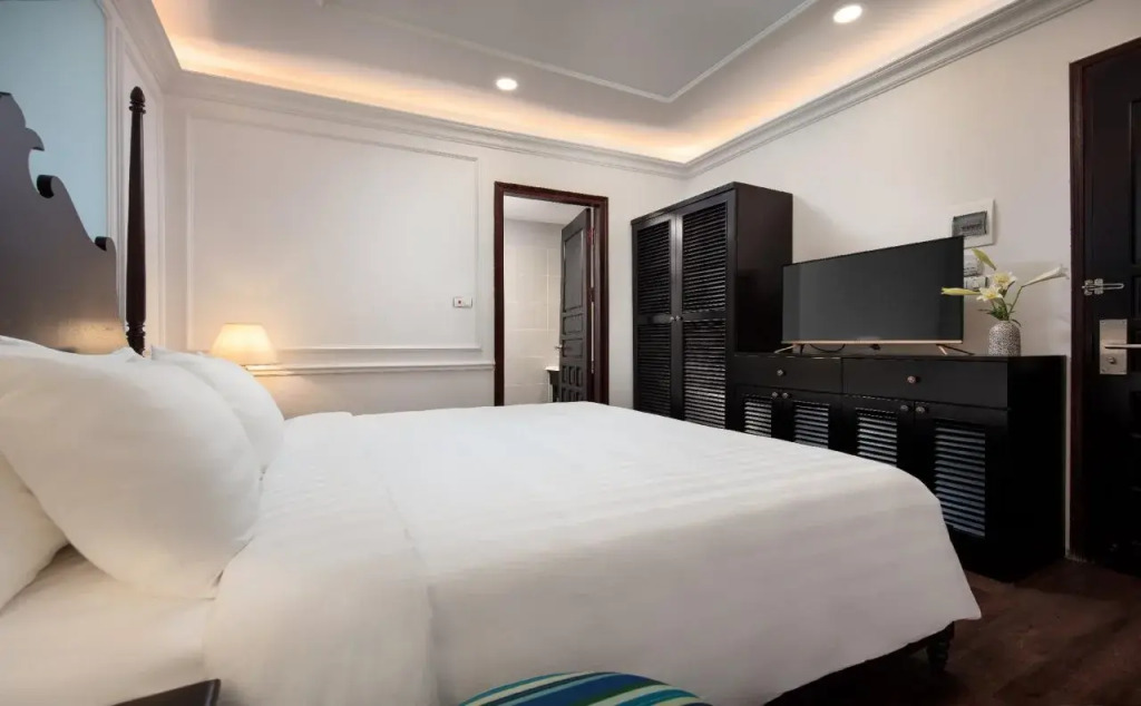 San Boutique Hotel & Travel