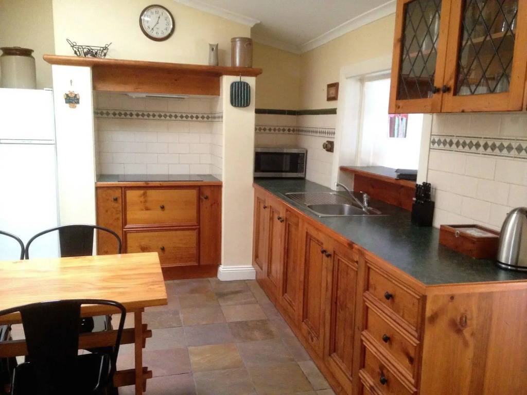 Telegraph Cottage