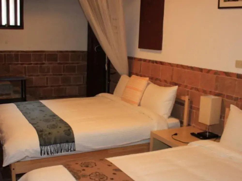 Pearl Coffee Guest House