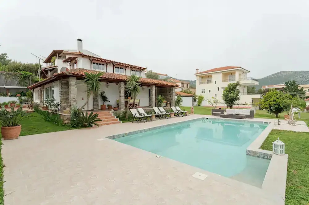 Amomos Villa with Swimming Pool