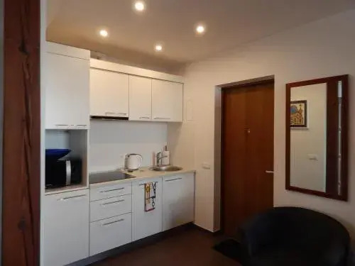 ROKO Apartments