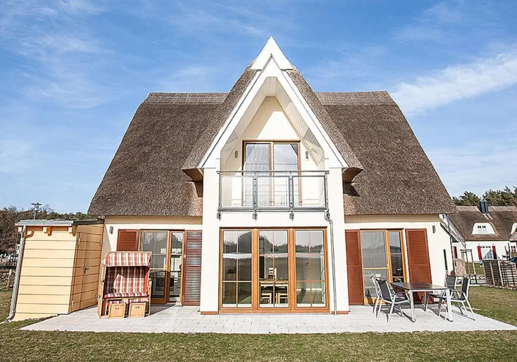 Ferienwohnung Boddenbrise - Boddenblick, Balkon, Strandnähe