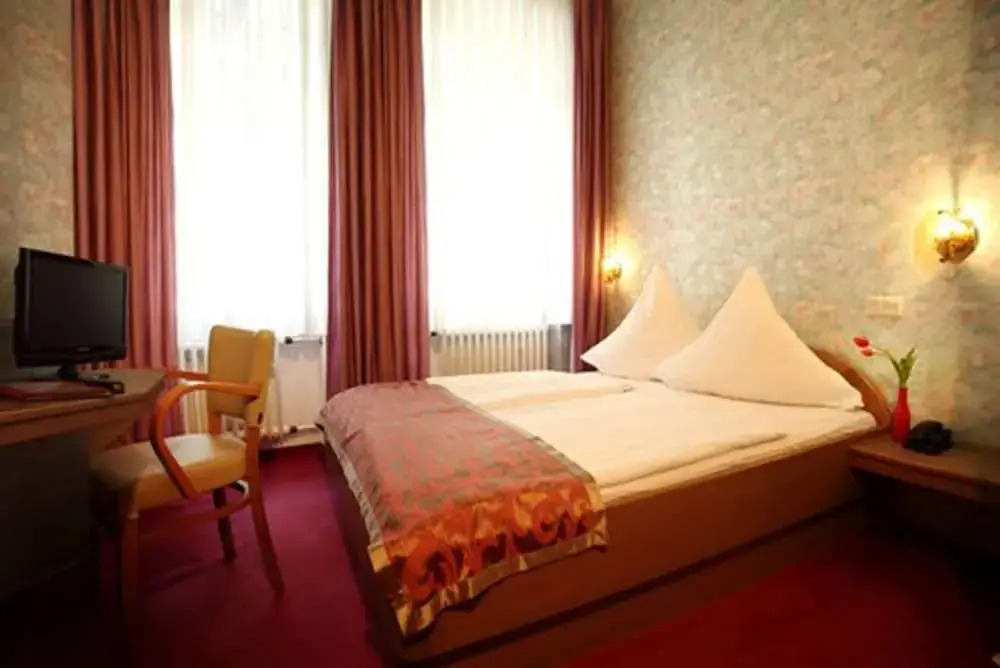 Astoria Hotel