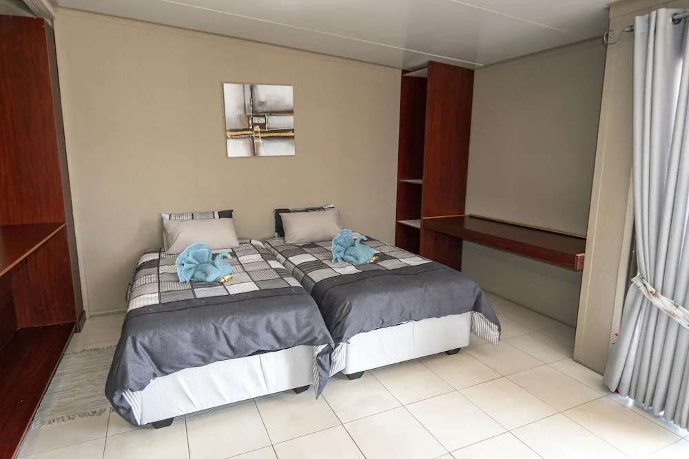 Ripley`s Self-Catering Camp Windhoek