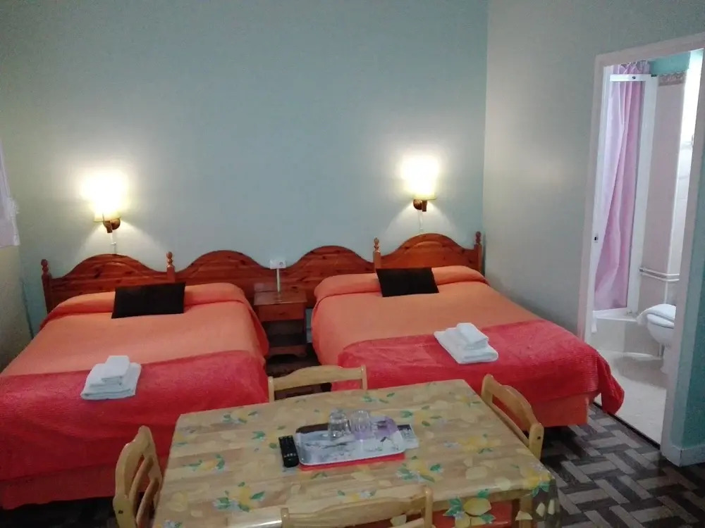 Hostal Pensio 2000