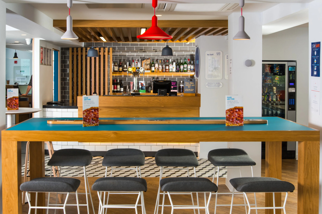 Holiday Inn Express Cardiff Bay by IHG