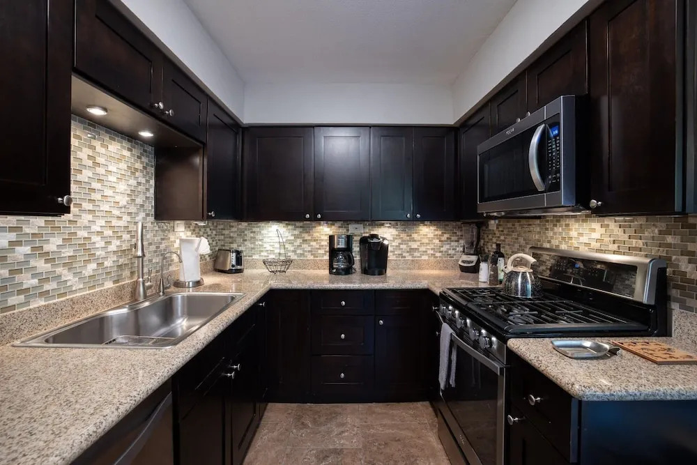 Scottsdale Miller 2 Bedroom Condo by RedAwning