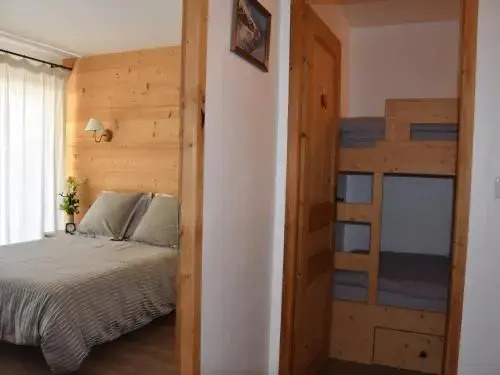 Apartment Intérieur chaleureux belle terrasse plein sud