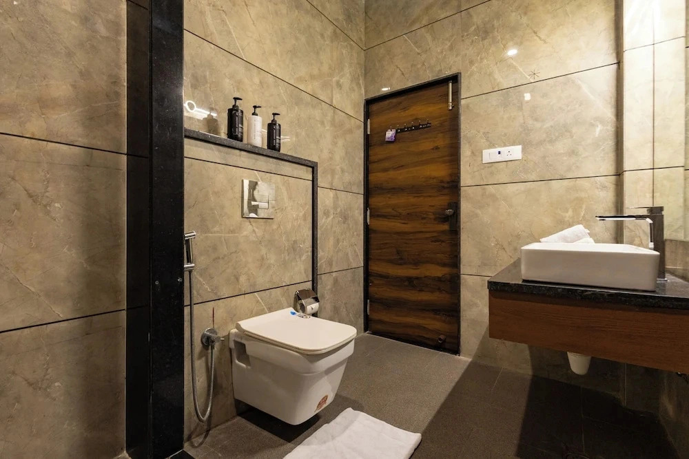 Alaya Stays Krishna Serenity Suite
