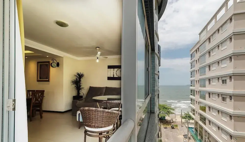 Seaview apt w/ BBQ 50m From Beach Att0602