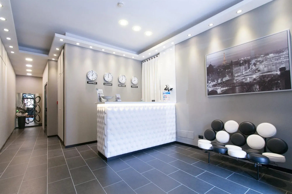 Fly Boutique Hotel