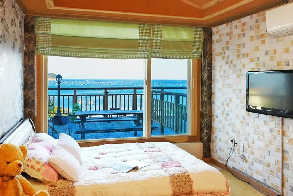 Yeosu Haeoreum Pension