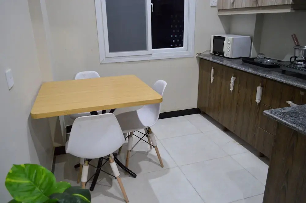 1 Bedroom Apartment, Netflix, Sea View