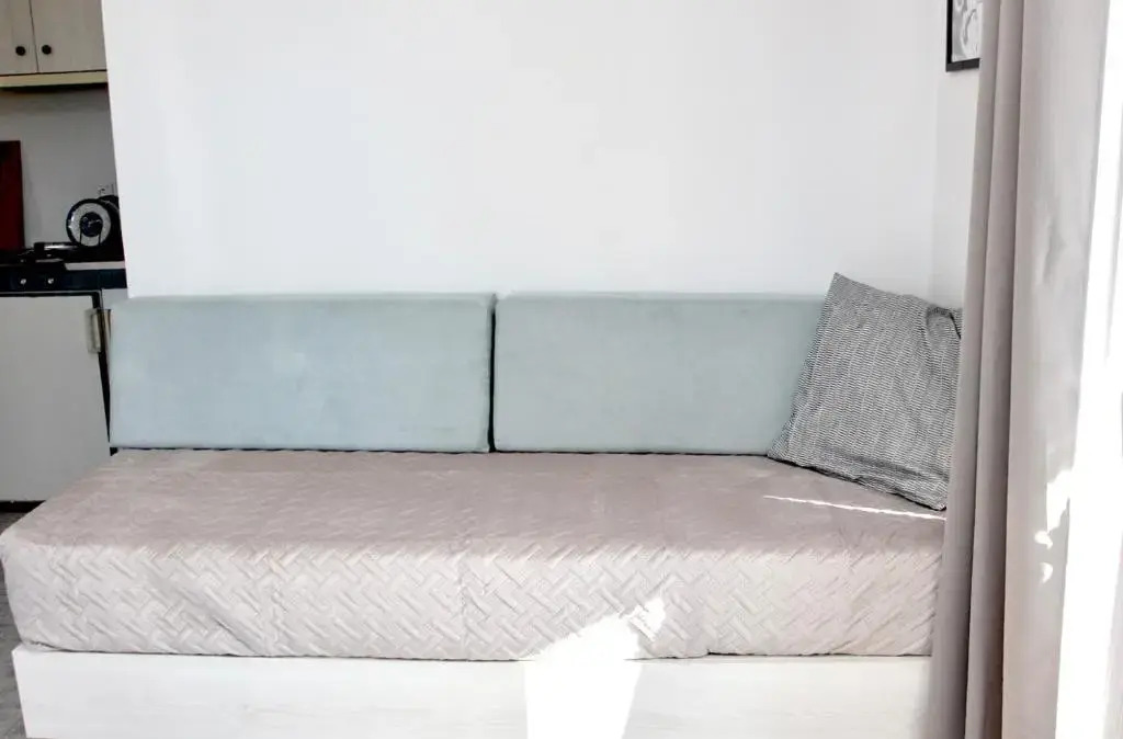 Cozy Flat at Regina Apartments