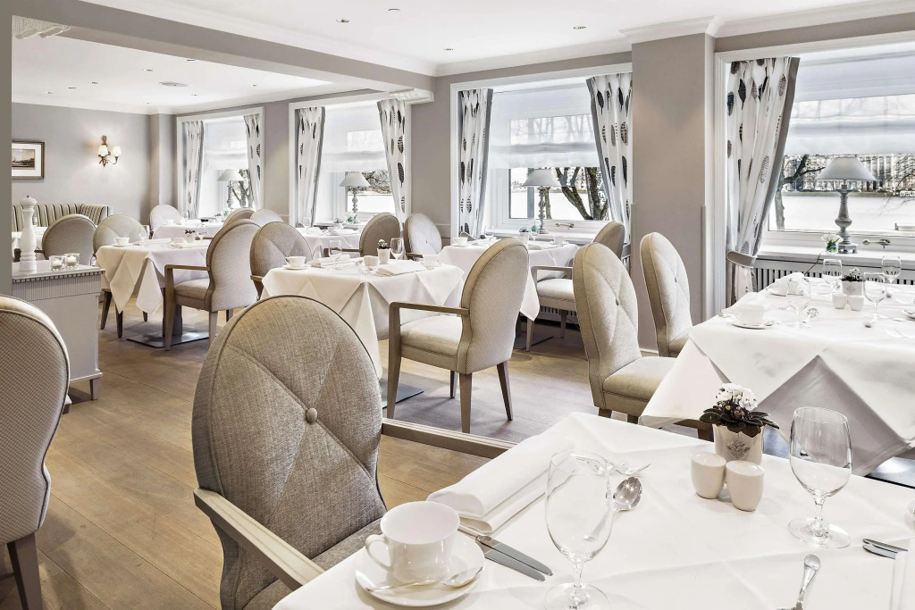 Fairmont Hotel Vier Jahreszeiten