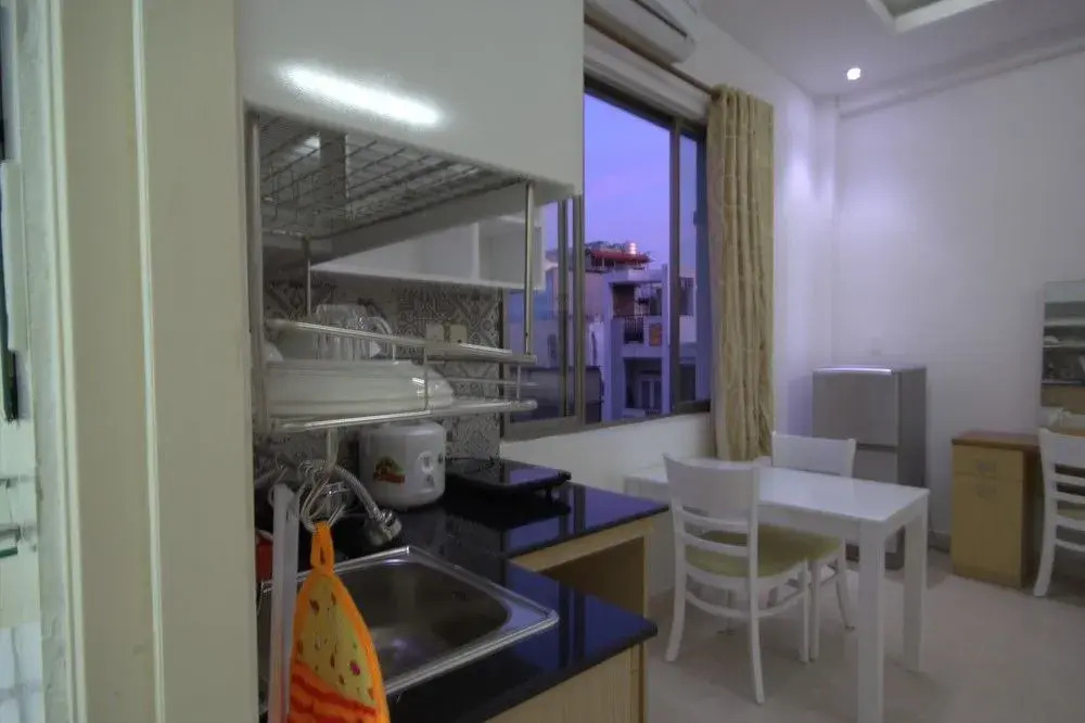Smiley Apartment 12