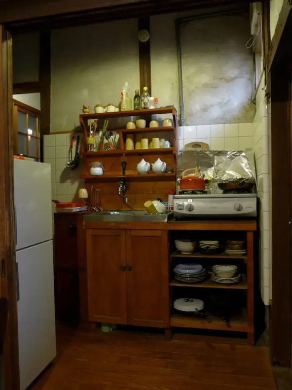 Small World Guest House - Hostel