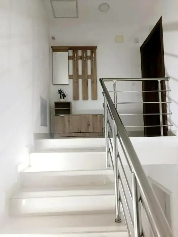 Gold Apartment