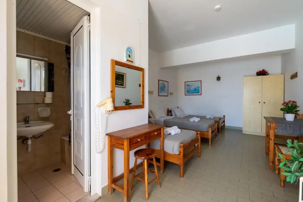 Pefkos View Suites & Maisonette