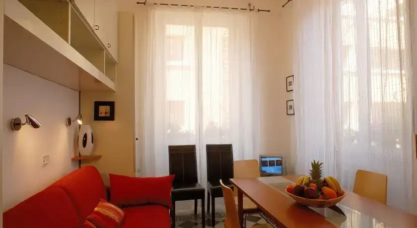 Rome Accommodation Porta Portese Apartment