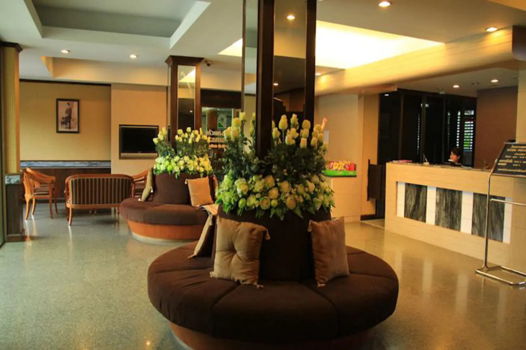 Klaang Muang Hotel