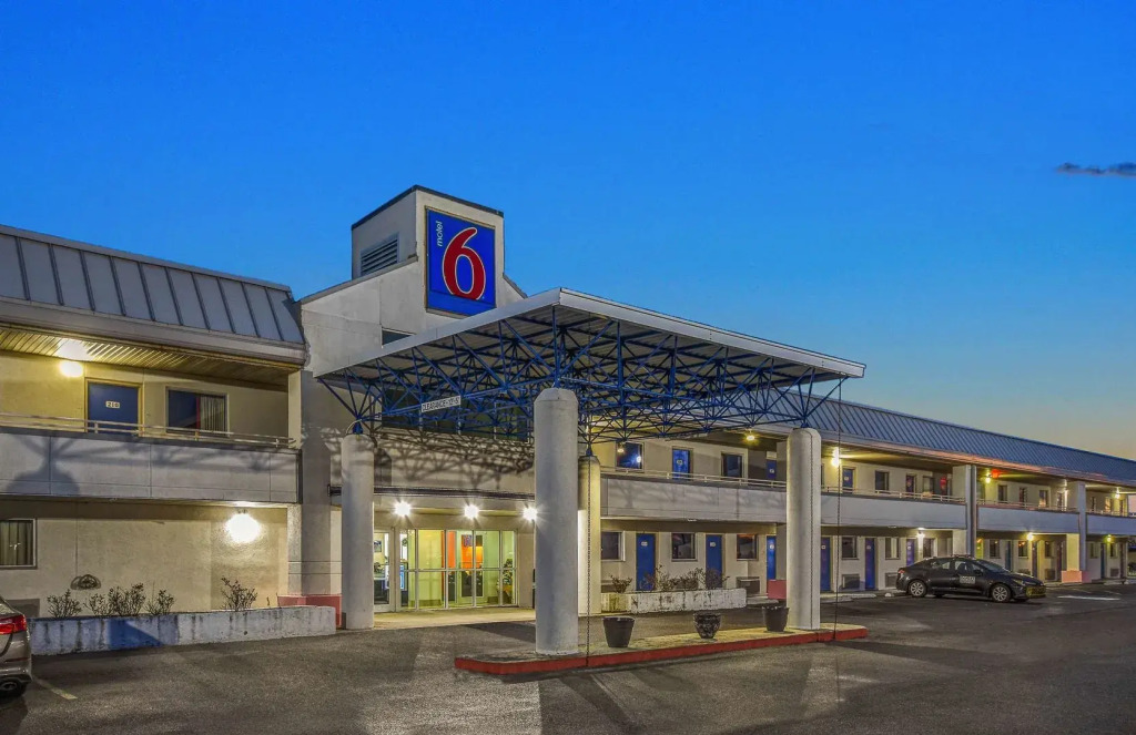 Motel 6-North Ridgeville, OH - Cleveland Intl Airport - N Ridgeville