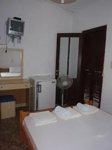 Meraklis Rooms