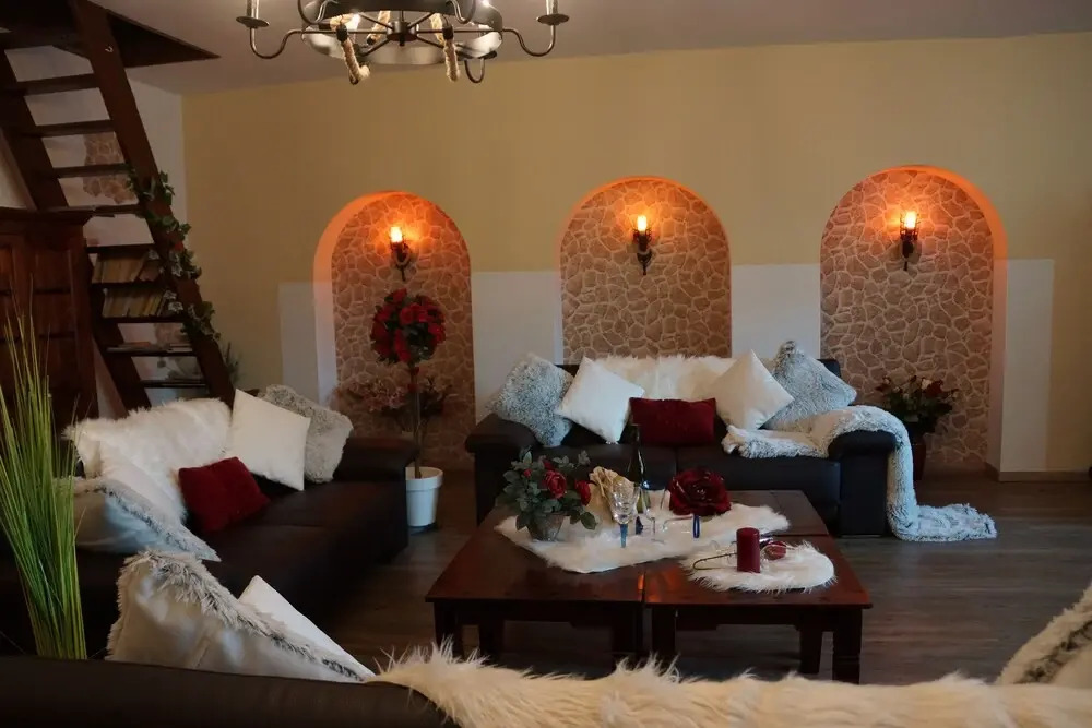 Villa Romantica Large Holiday Home For Up To 12 People, Dogs Welcome