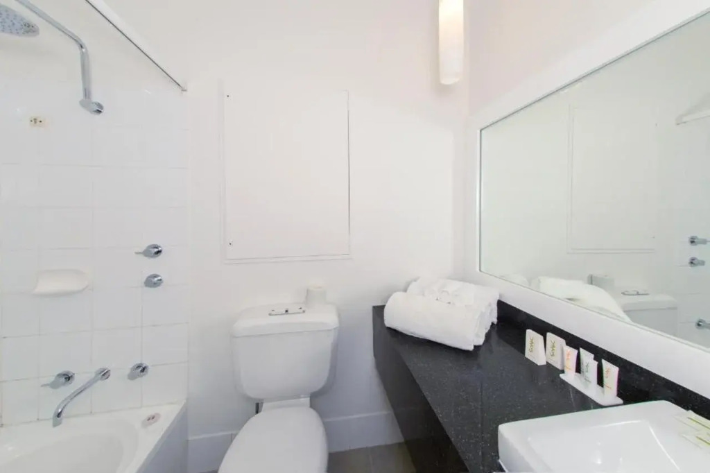 Silkari Urban CKS Sydney Airport Hotel