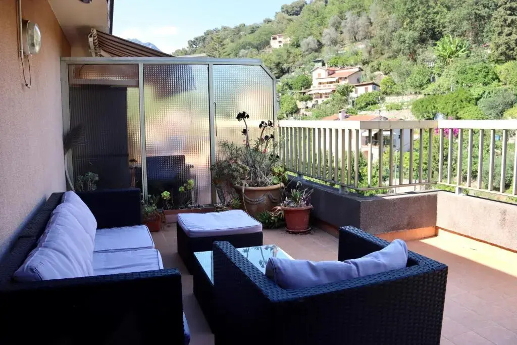 "Le Rooftop" Immense Terrasse et Parking