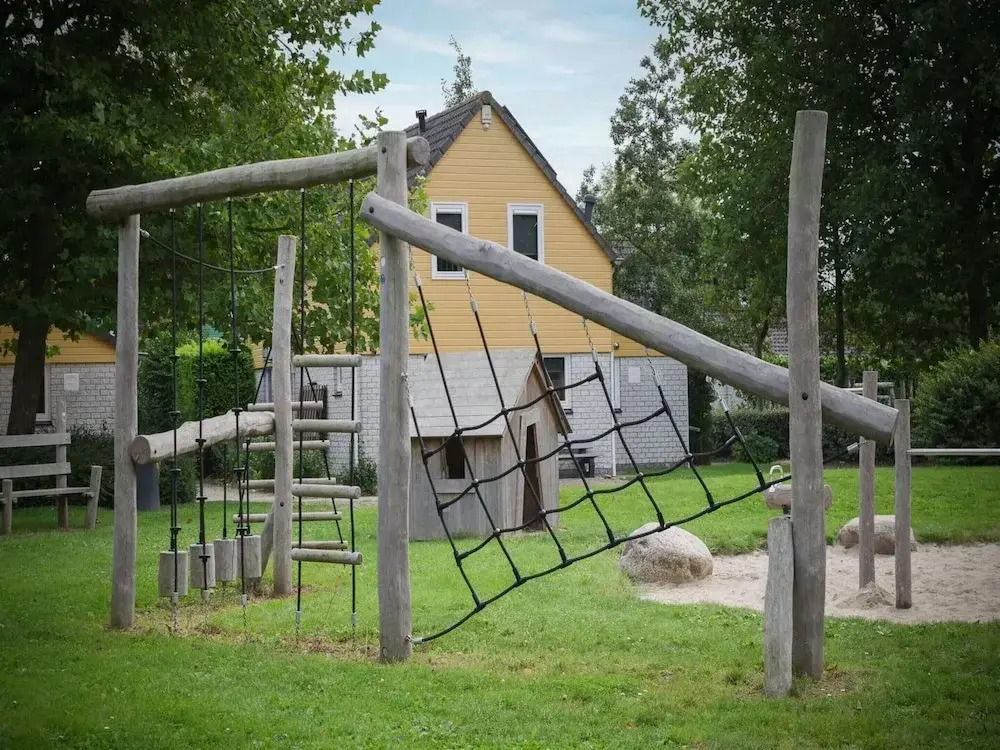 Spacious Holiday Home With Garden