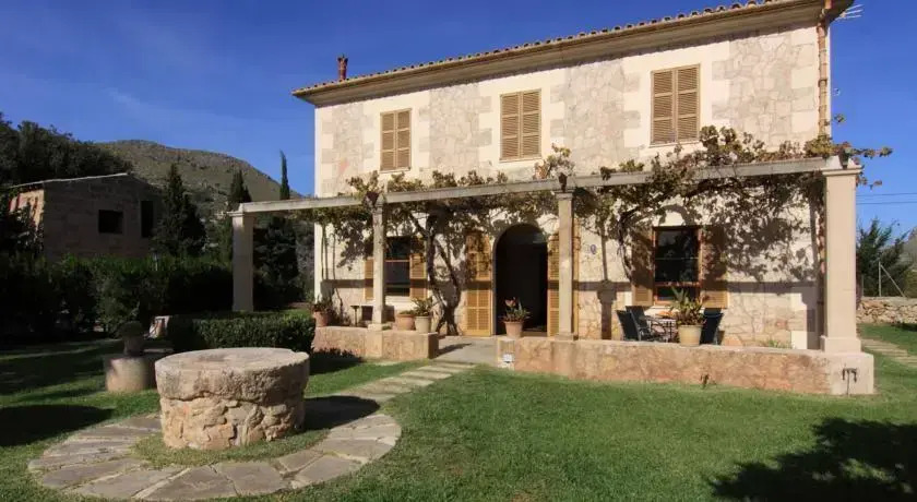 Villa El Vila by Homevillas360