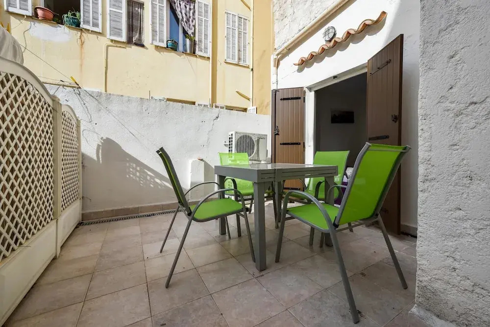 Les Halles Terrasse Apartment 1