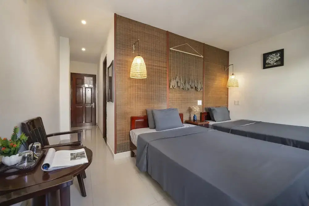 Rustic Hotel Danang