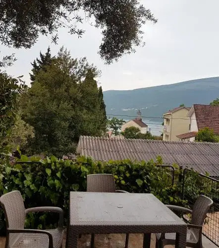 Smokva Apartments