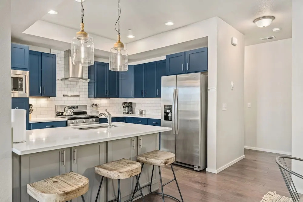 Stylish Music-Inspired Retreat Near Old Town FC