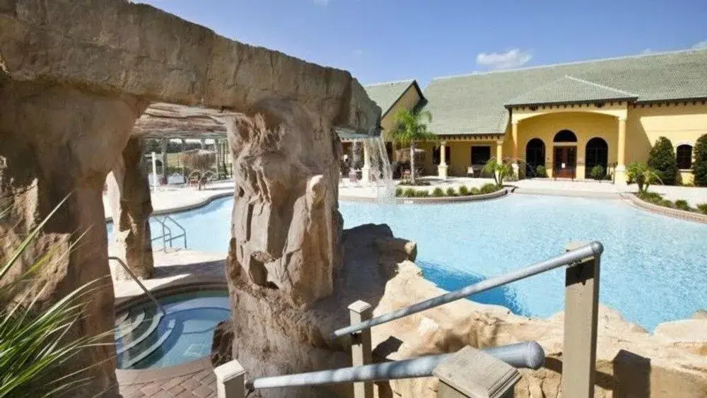 Captain Hook's Haven - 4 Br townhouse by RedAwning