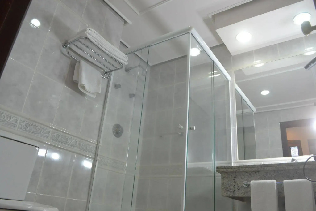 Hotel Euro Suite Campinas by Nacional Inn - Próximo ao Cambuí