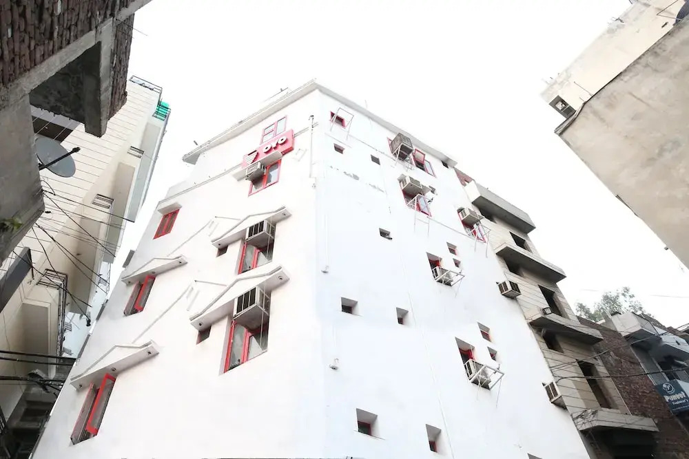 Hotel O Surya