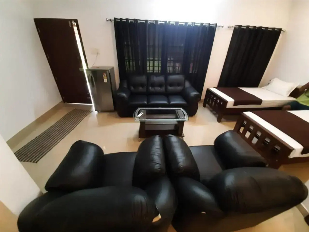 3 Hills Hostel