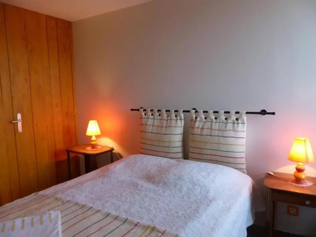 Gîte Indépendant Près de Le PAL avec Wifi et Animaux Acceptés - FR-1-489-51