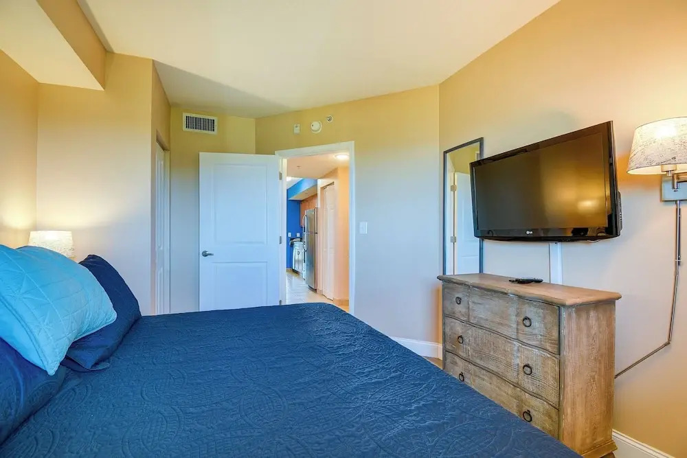 North Myrtle Beach Vacation Rental ~ 2 Mi to Beach