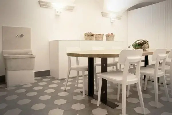 COLONNA24